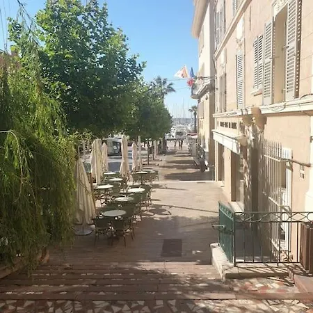 Centre Village * Bandol